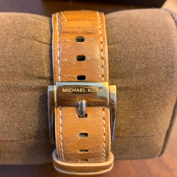 Michael Kors watch - Rose Gold - Picture 3 of 3